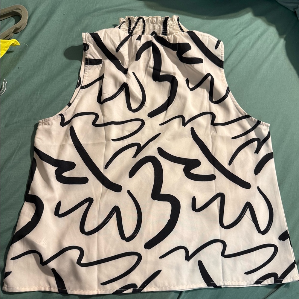 SHEIN Black and White Abstract Blouse